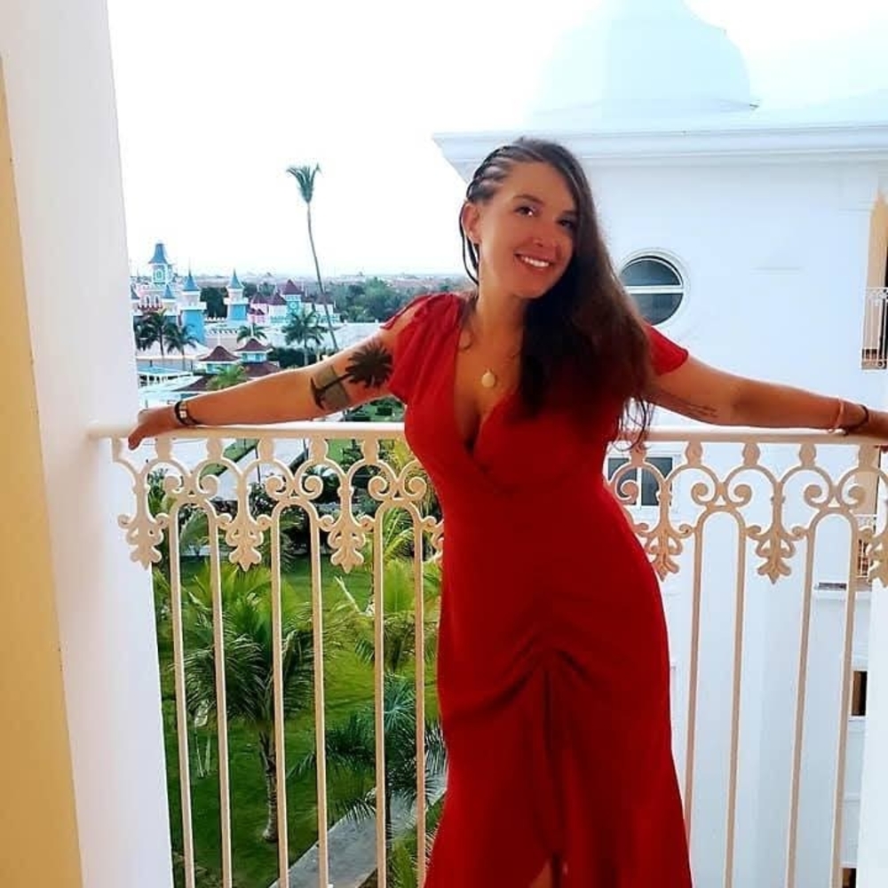 Lulu's Vibrant Red Midi Dress